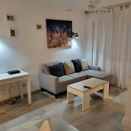 Erisa En Dos Min De La Playa, Puerto Marina