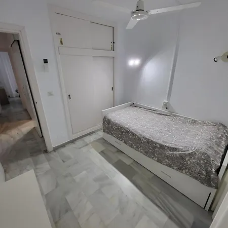 Erisa En Dos Min De La Playa, Puerto Marina Torremolinos