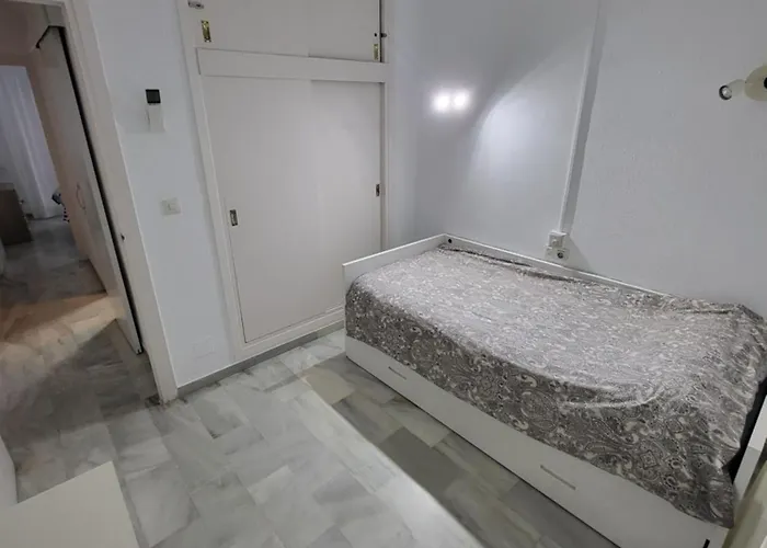 Erisa En Dos Min De La Playa, Puerto Marina Torremolinos